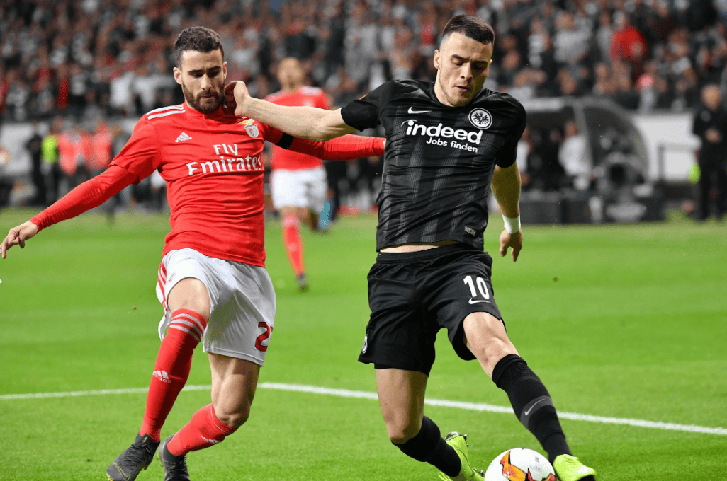 欧冠生死战：法兰克福VS加拉塔萨雷——战术博弈与命运对决的深度剖析